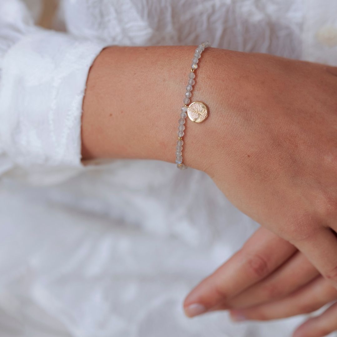 "Breathe in, breathe out" Labradorit Armband Golden