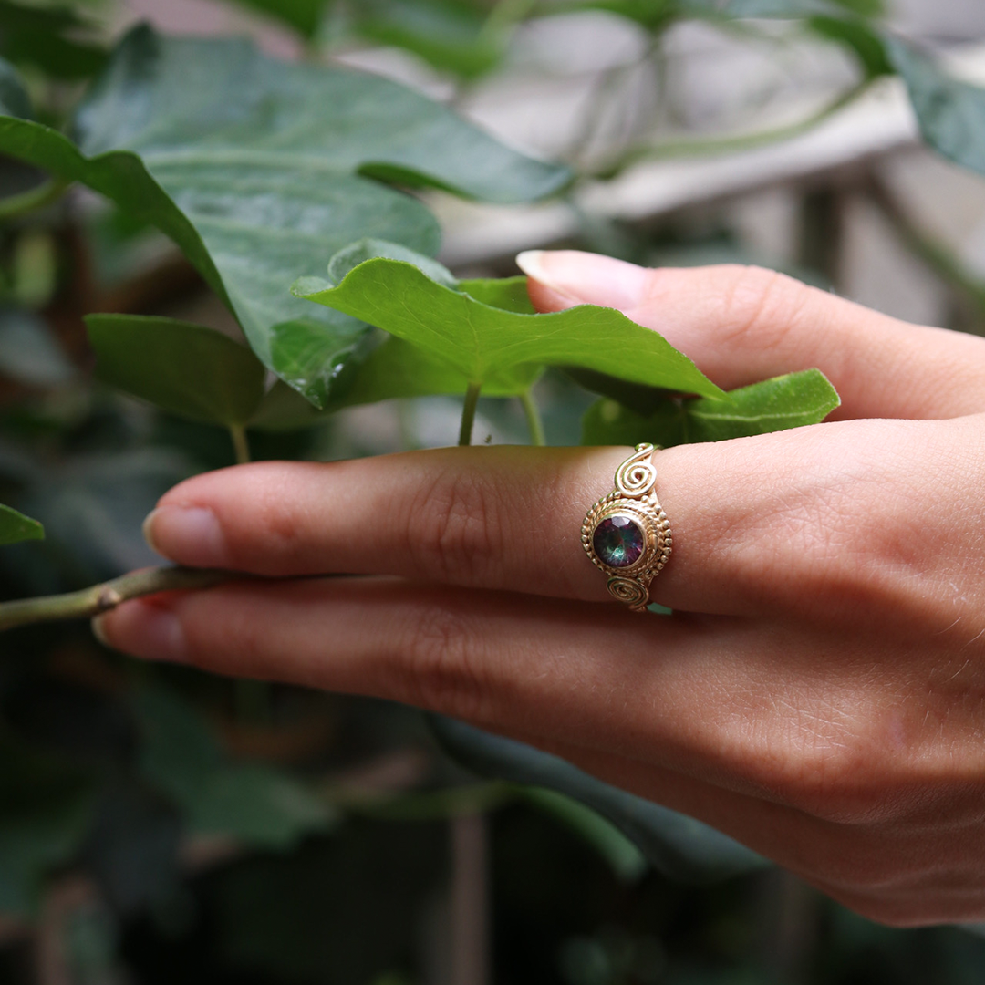 Dara Aura-Quarz Ring Golden - Spirit of Liebs
