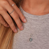 Gaia Aquamarin Charm Silber