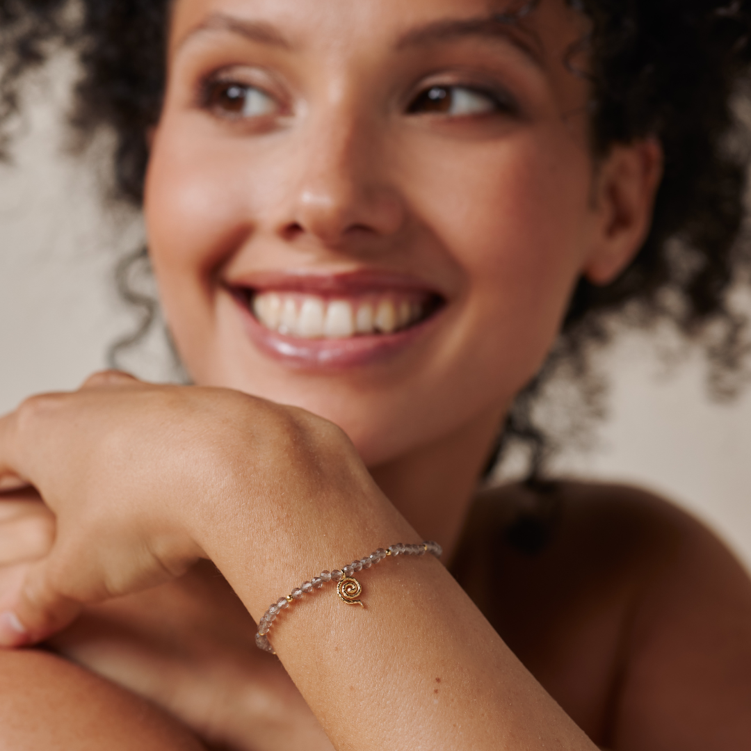 "Echoes of the Universe" Rauchquarz Armband Golden