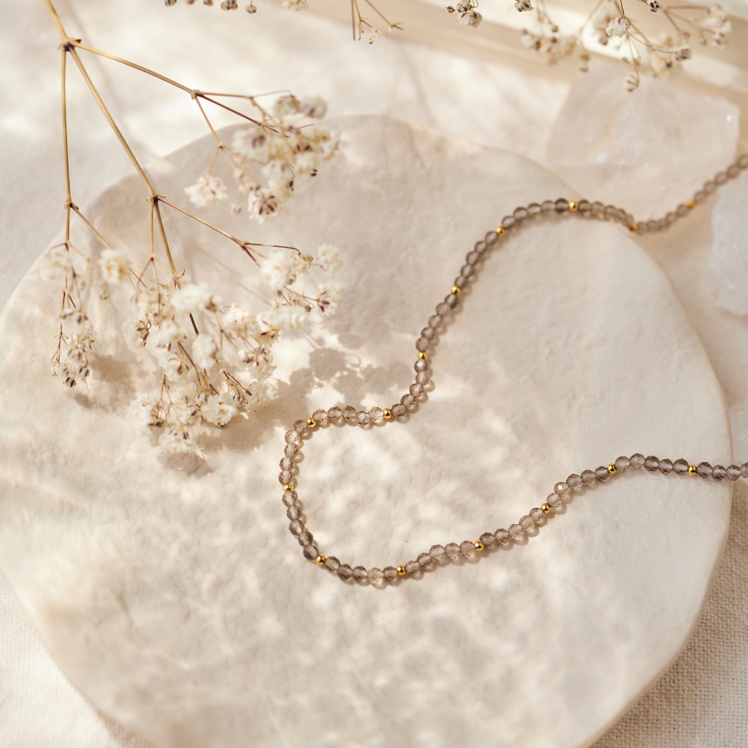 "Echoes of the Universe" Rauchquarz Kette Golden