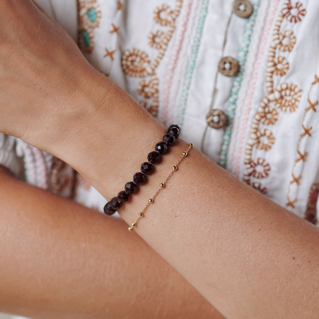 ENDURANCE Granat Armband