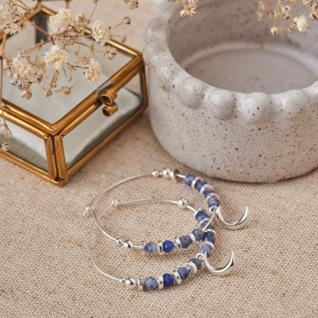 "Fly me to the moon" Sodalith Hoops Silber