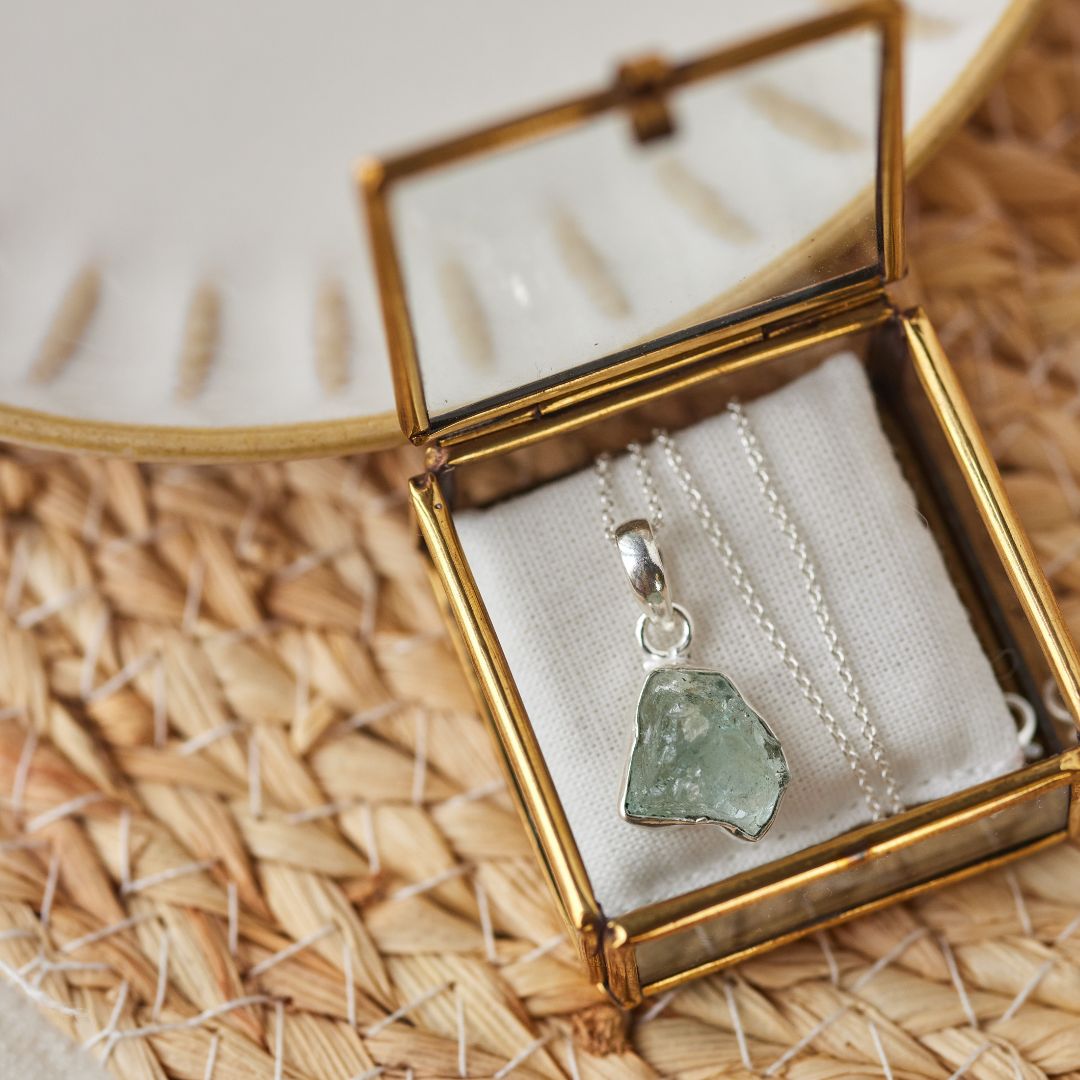 Gaia Aquamarin Charm Silber