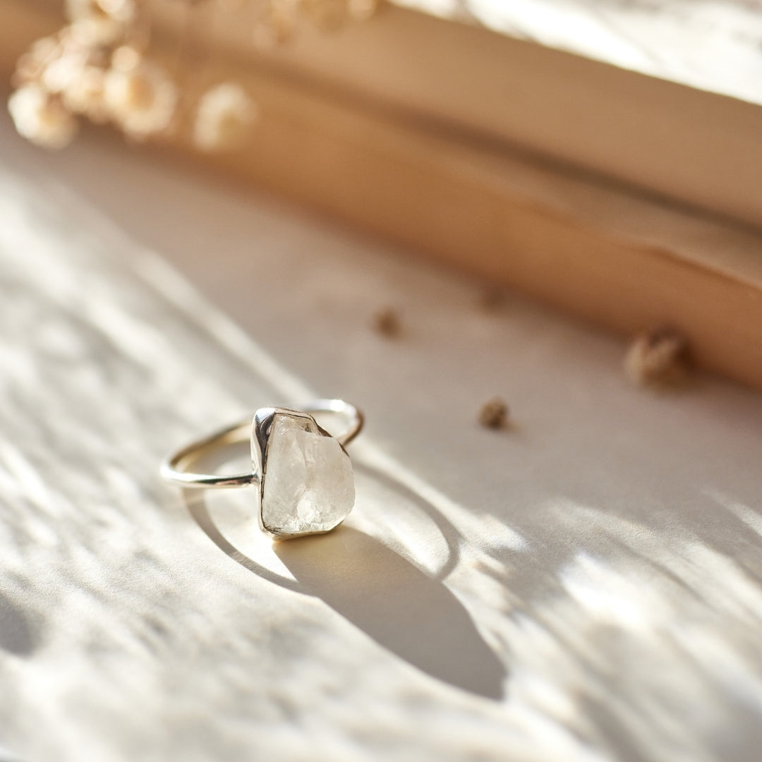 Gaia Mondstein Ring Golden