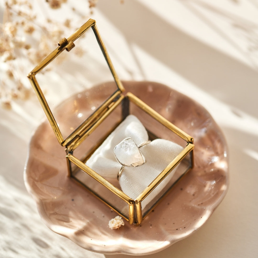 Gaia Mondstein Ring Golden