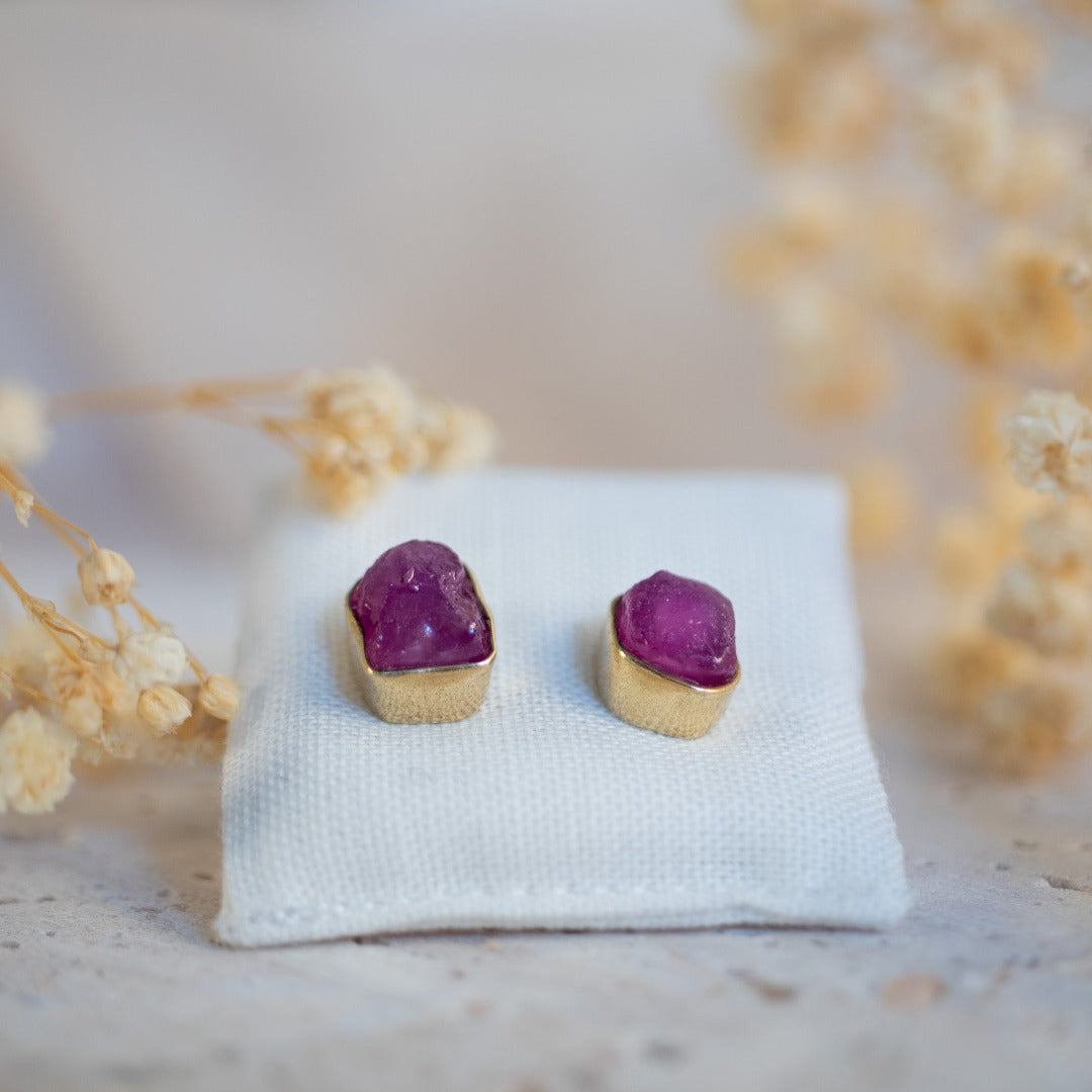 Gaia Rubin Ohrstecker Golden