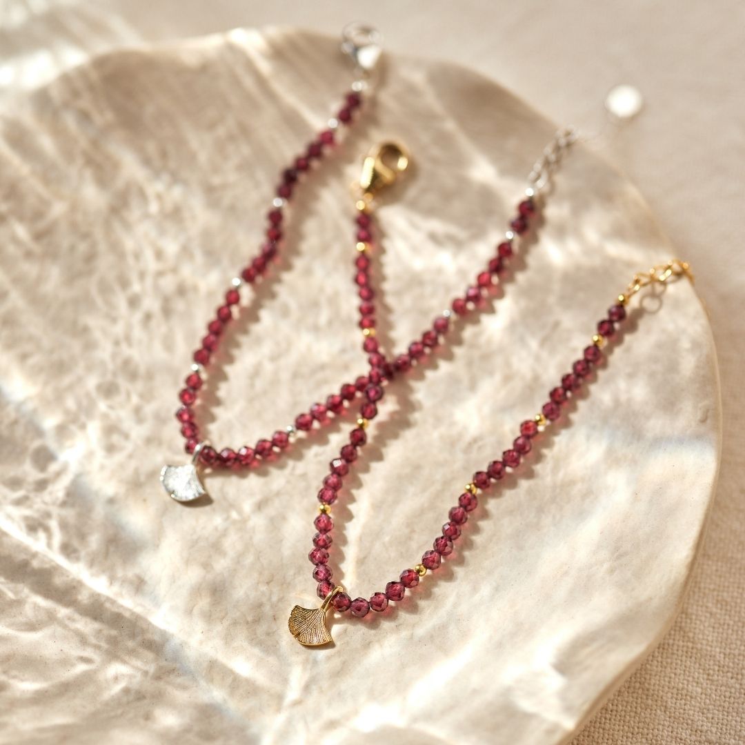 "Graceful. Grounded. Powerful" Ginkgo Armband Silber