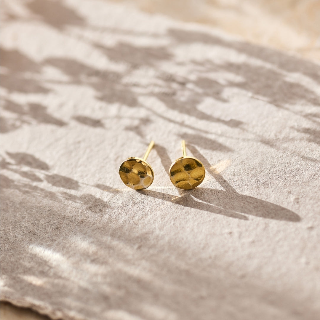 Hammered Ohrstecker Golden