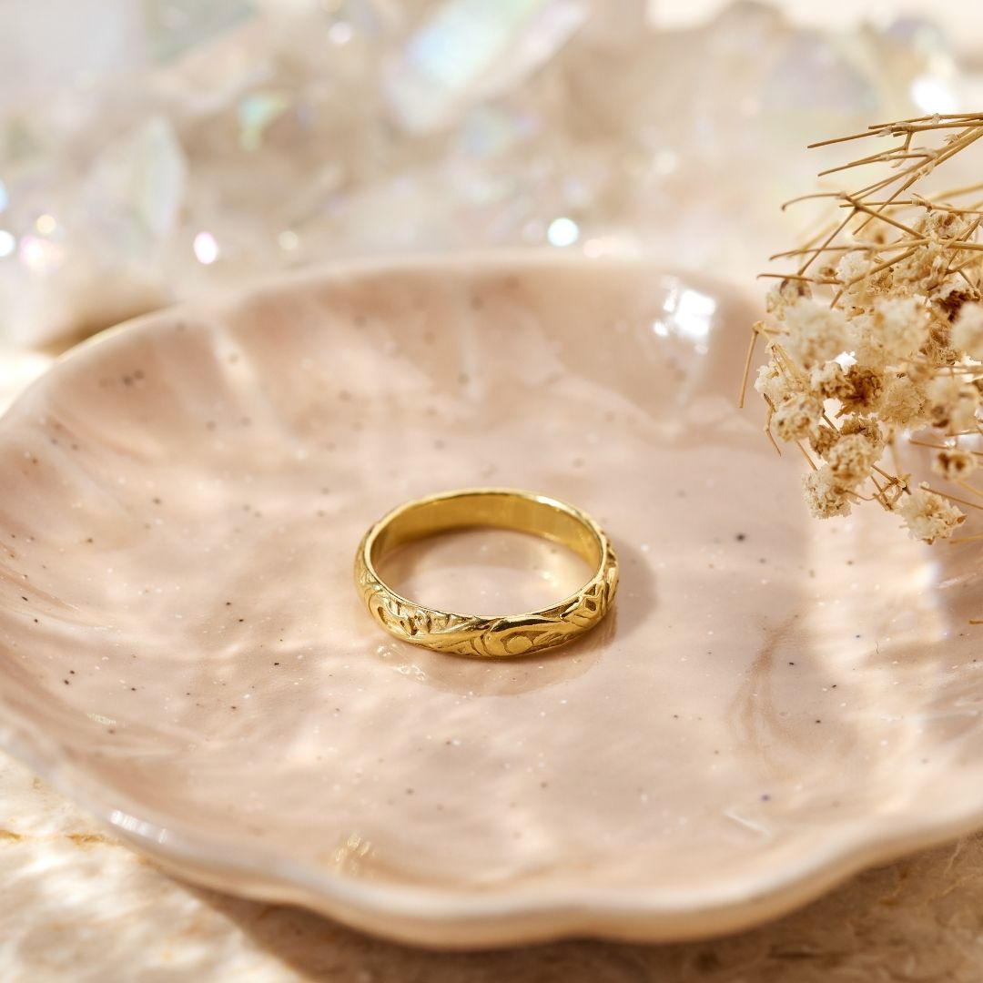Hera Ring Golden