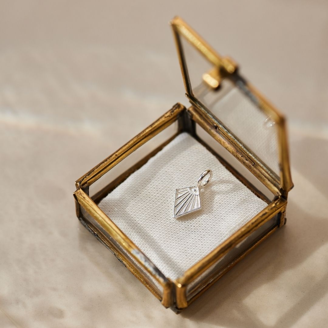 "I feel alive" Charm Silber