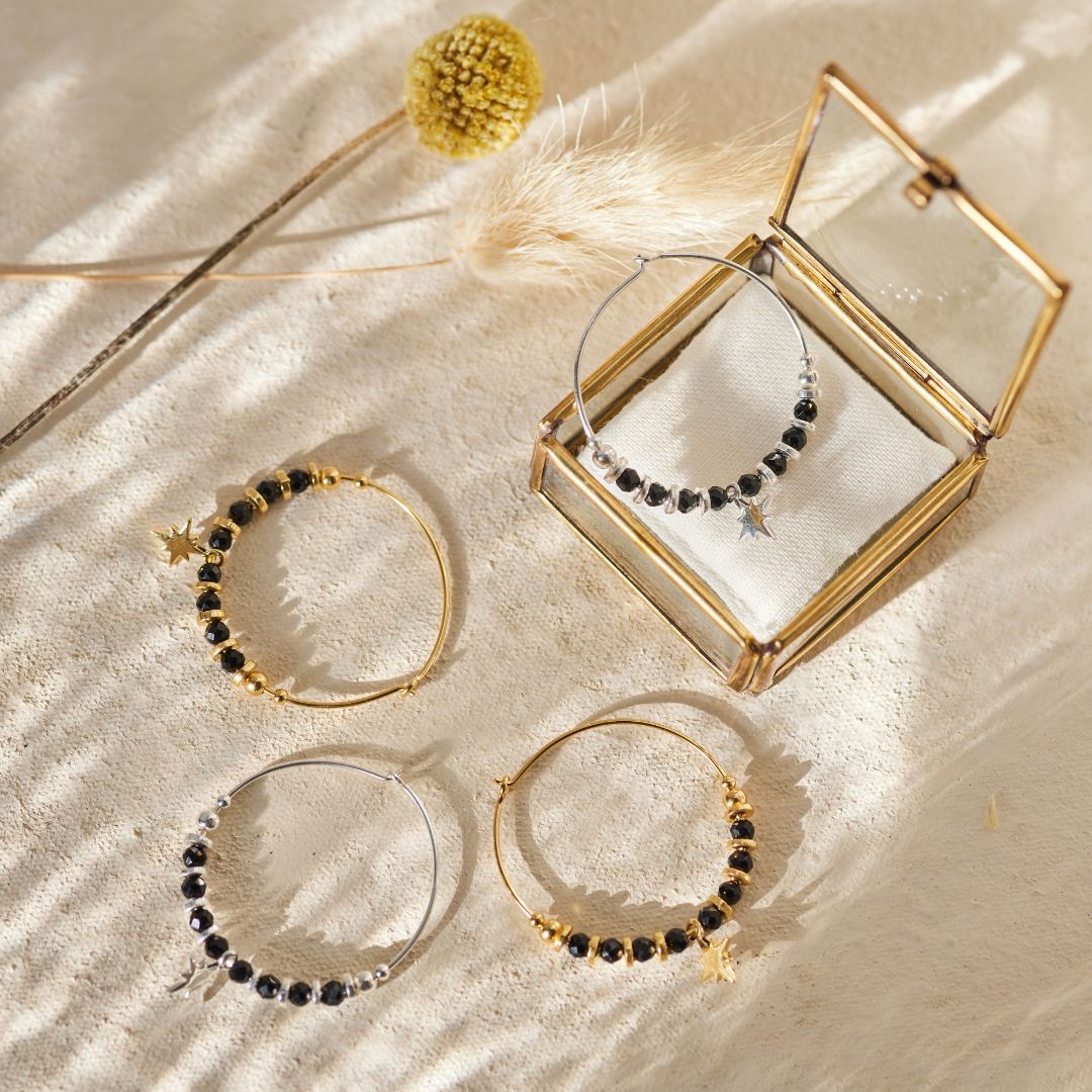 "I feel protected" Onyx Hoops Silber