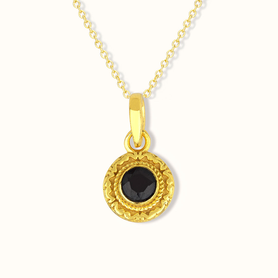 Inka Onyx Charm Golden