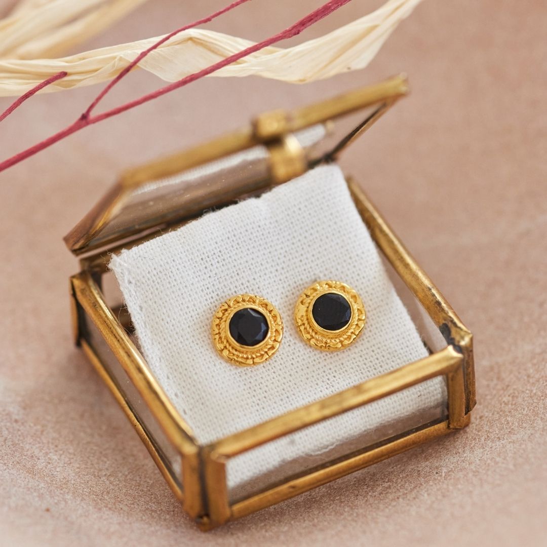 Inka Onyx Ohrstecker Golden