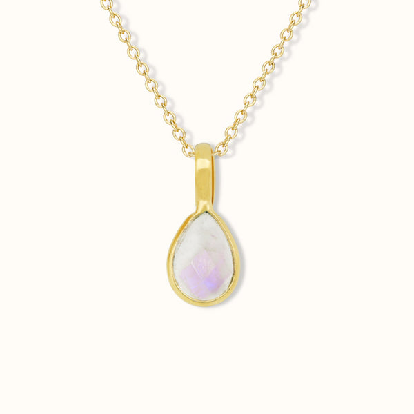 Jungfrau Mondstein Charm Golden