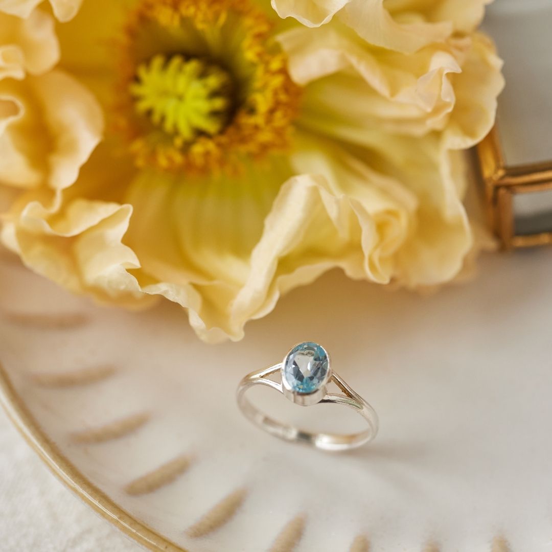 Kaleo Topas Ring Silber