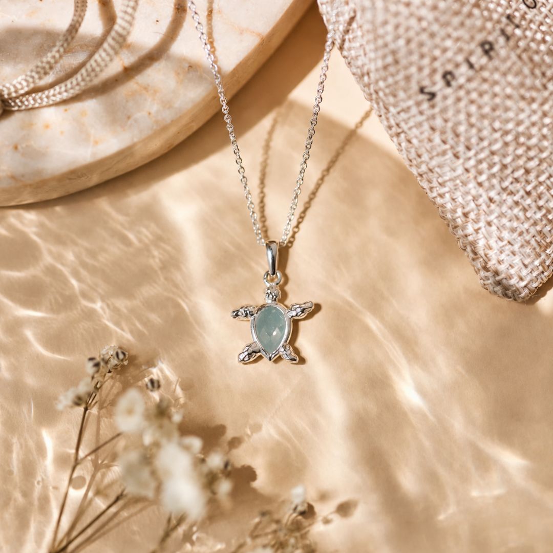 Kassiopeia Aquamarin Charm Silber (Limited Edition)