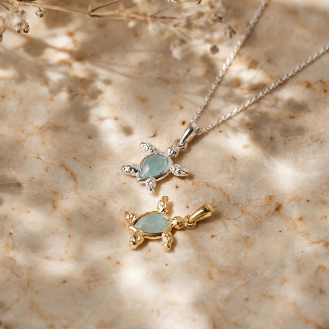 Kassiopeia Aquamarin Charm Silber (Limited Edition)