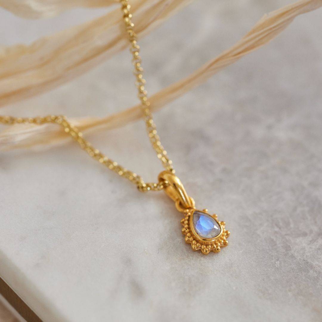 Lina Mondstein Charm Golden