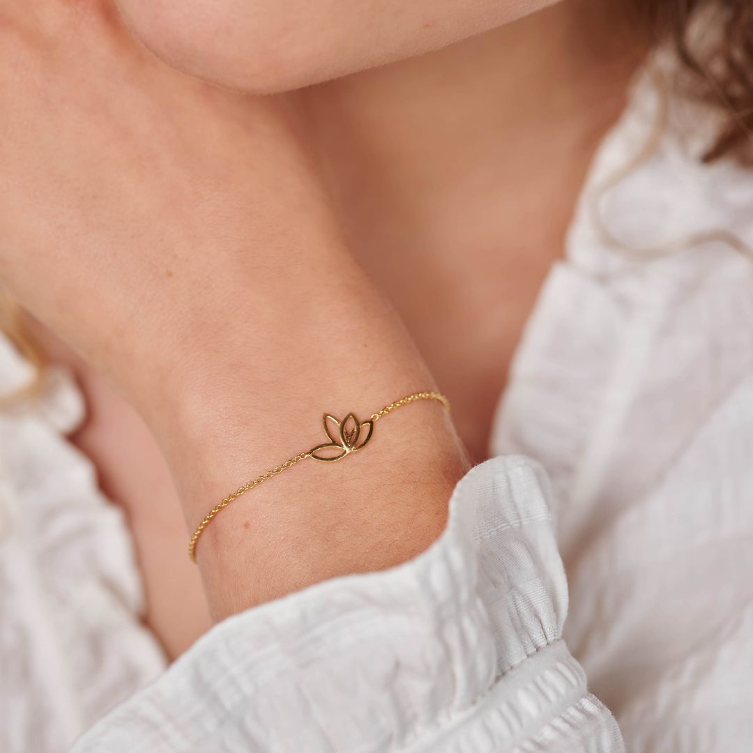 Lotus Armband Golden