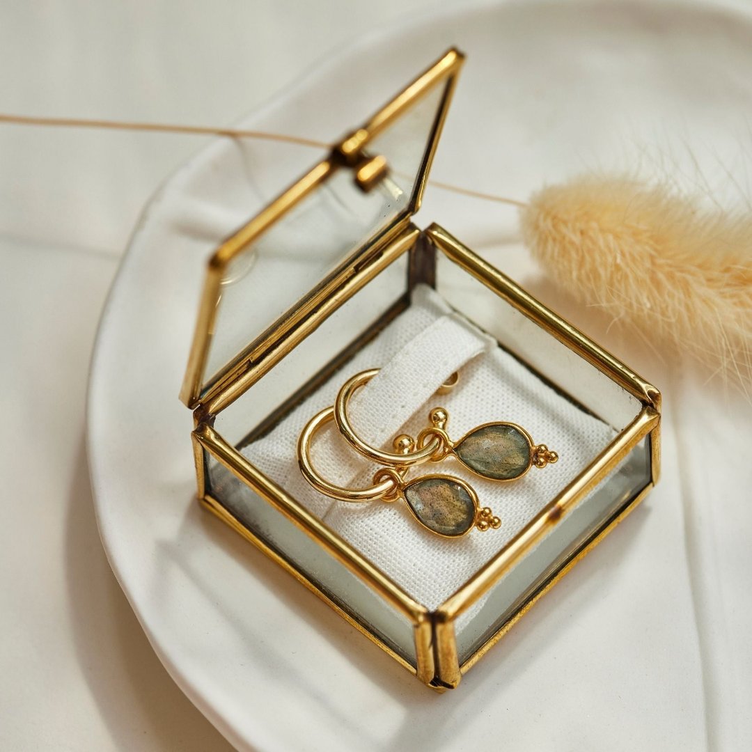 Luna Labradorit Hoops Golden