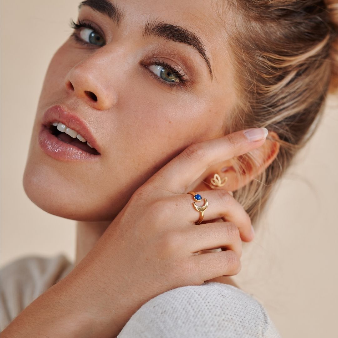 Luna Lapislazuli Ring Golden