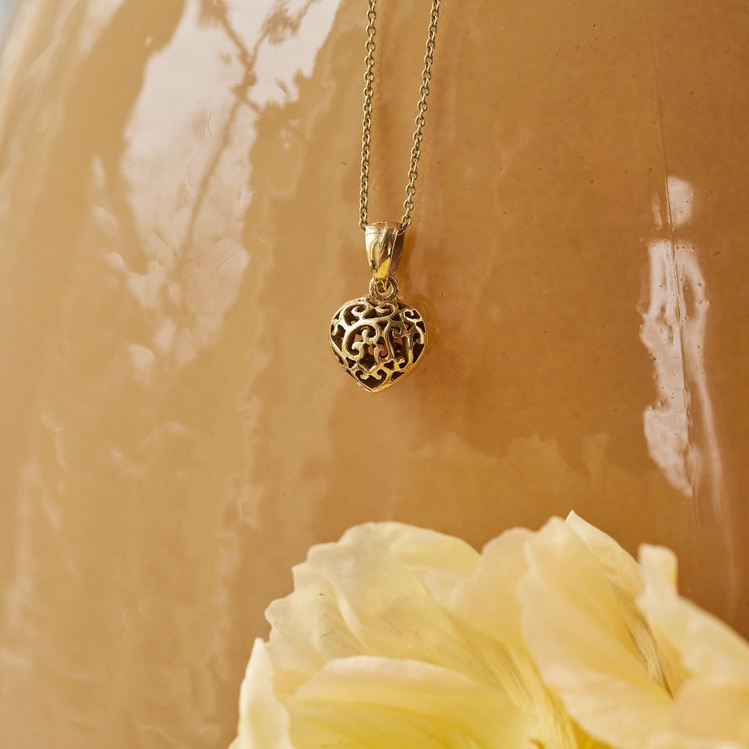 Mon Cheri Charm Golden