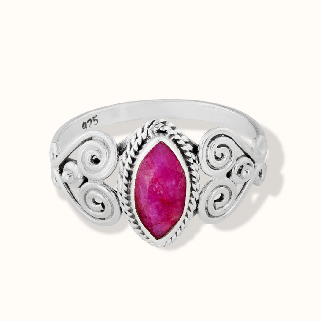 Namaste Rubin Ring Silber