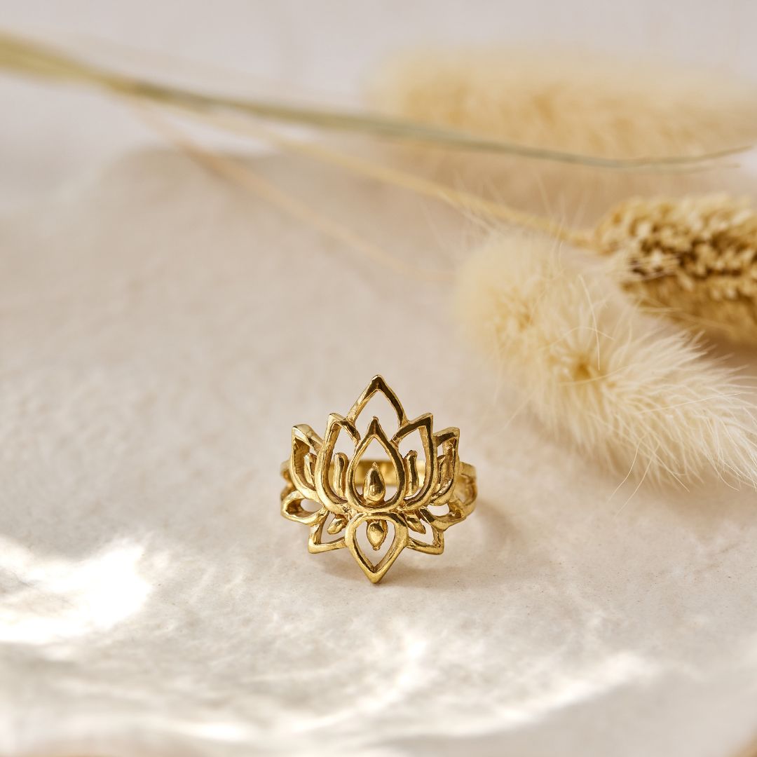 Negombo Ring Golden
