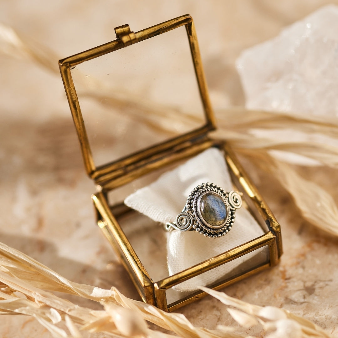 Nirmala Labradorit Ring Silber