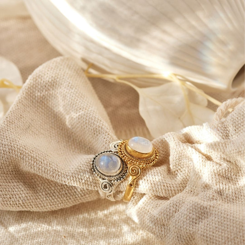 Nirmala Mondstein Ring Silber