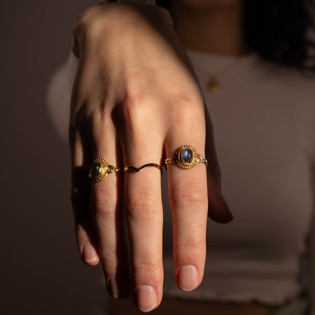 Nirmala Labradorit Ring Golden - Spirit of Liebs