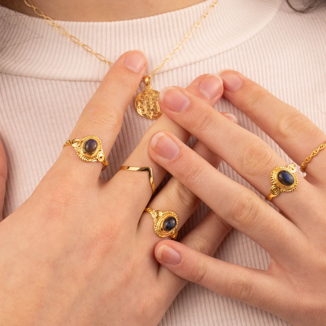 Nirmala Labradorit Ring Golden - Spirit of Liebs