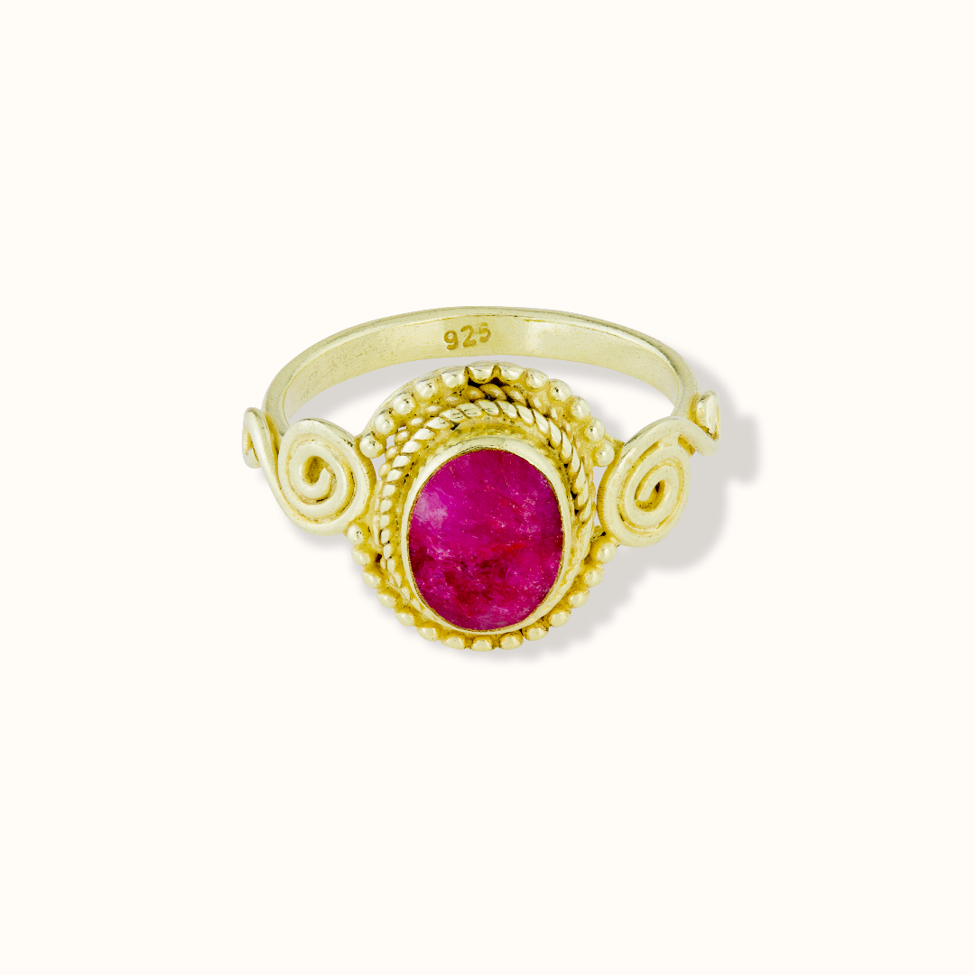 Nirmala Rubin Ring Golden - Spirit of Liebs