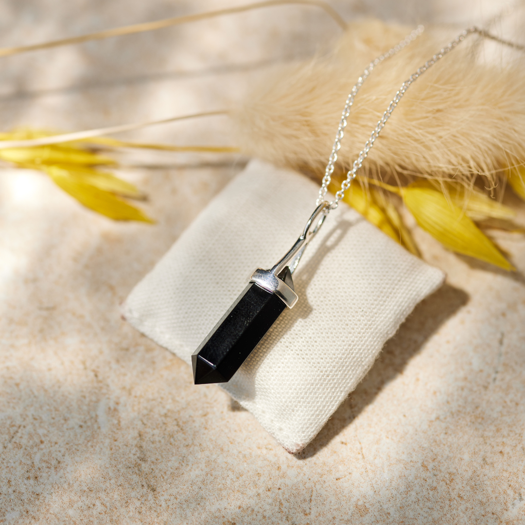 Soul Kristallspitze Onyx Charm Silber