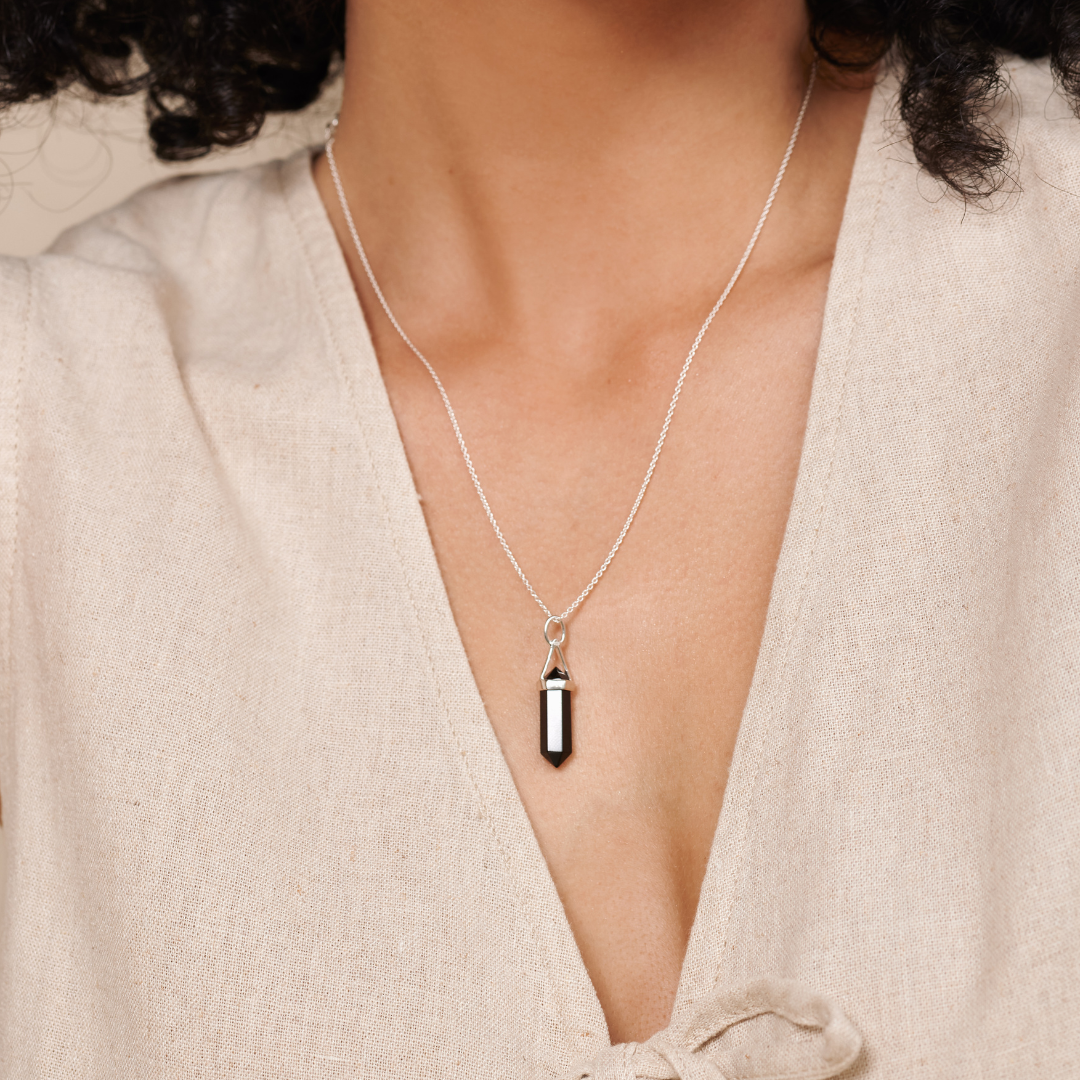 Soul Kristallspitze Onyx Charm Silber
