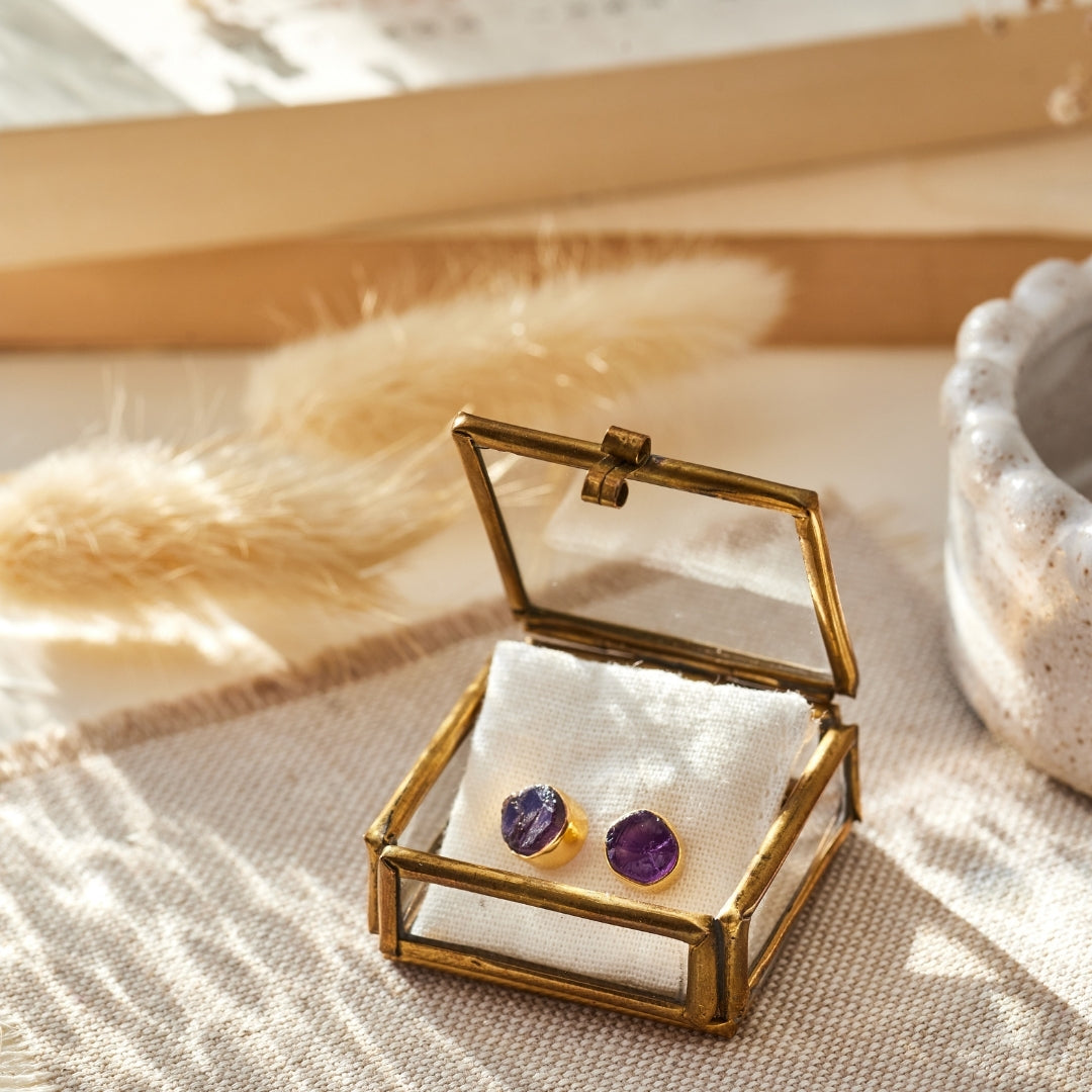 Thea Amethyst Ohrstecker Golden (Weltfrauentag Limited Edition)