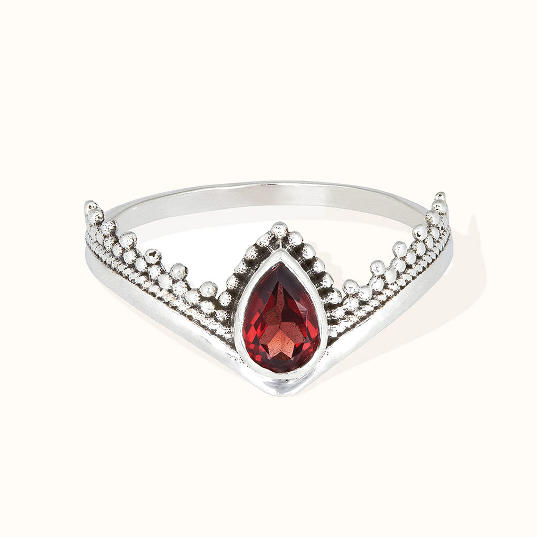 Tiara Granat Ring Silber