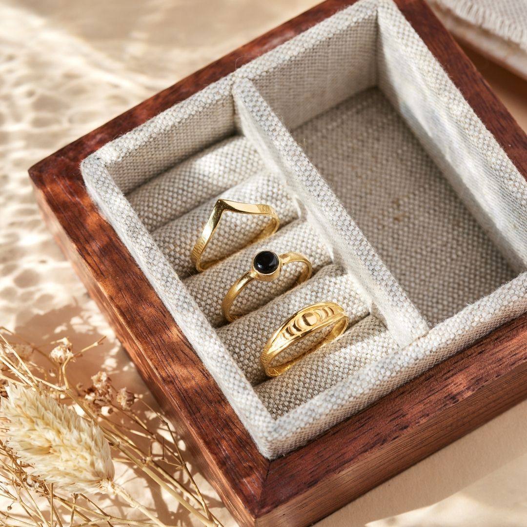 Crown Ring Golden