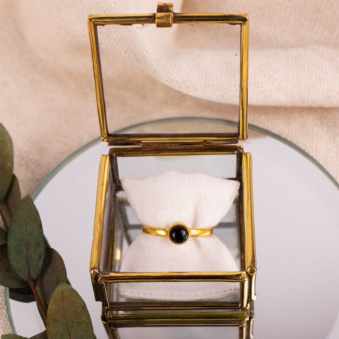 Una Onyx Ring Golden - Spirit of Liebs