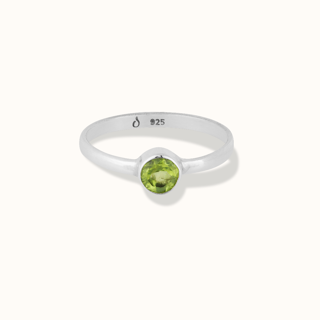 Una Peridot Ring Silber - Spirit of Liebs