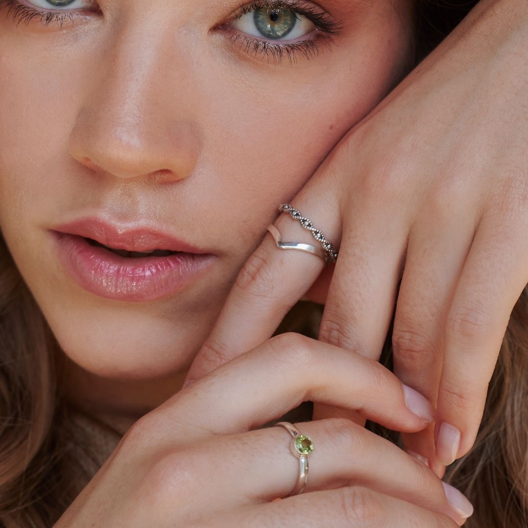Una Peridot Ring Silber