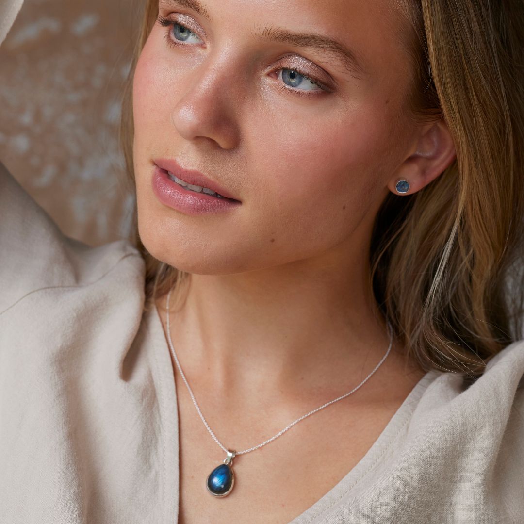 Amaryllis Labradorit Anhänger - 3,5-4 Cm Gebohrter Tropfen-Edelstein