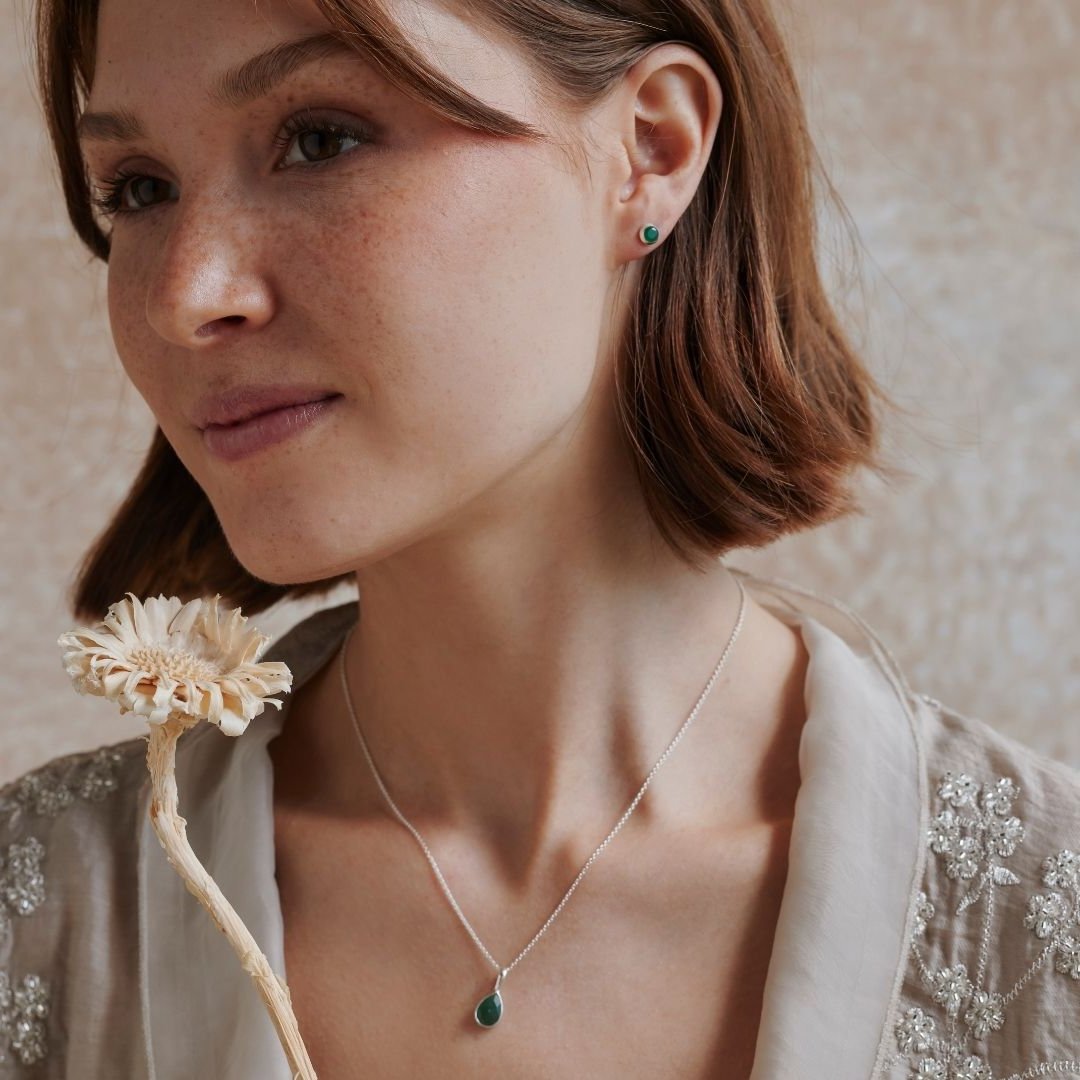 Waage Jade Ohrstecker Silber