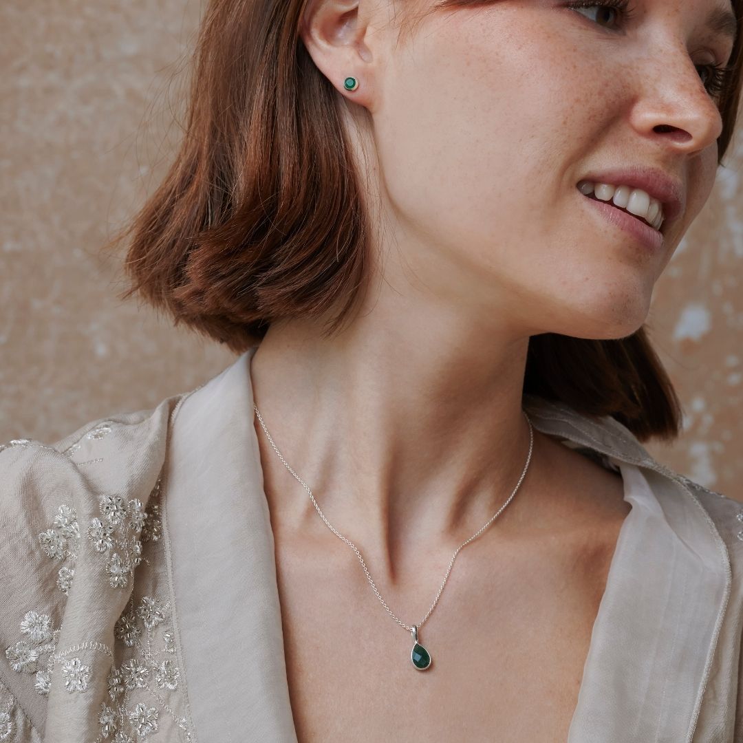 Waage Jade Ohrstecker Silber