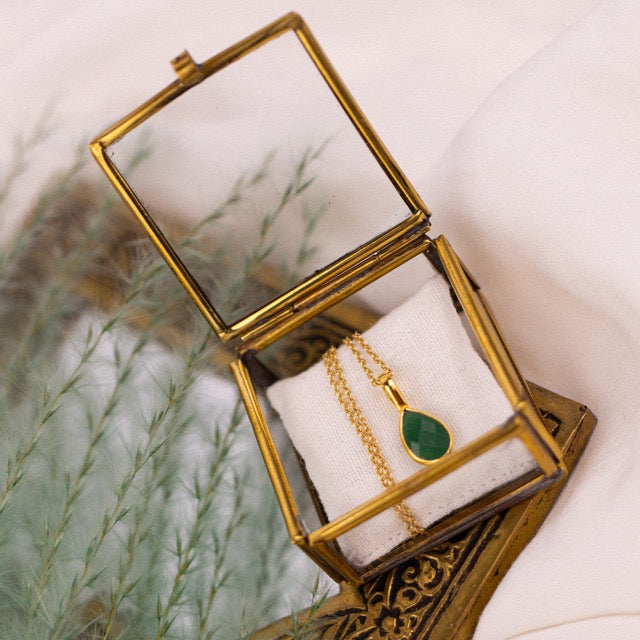 Waage Jade Charm Golden - Spirit of Liebs