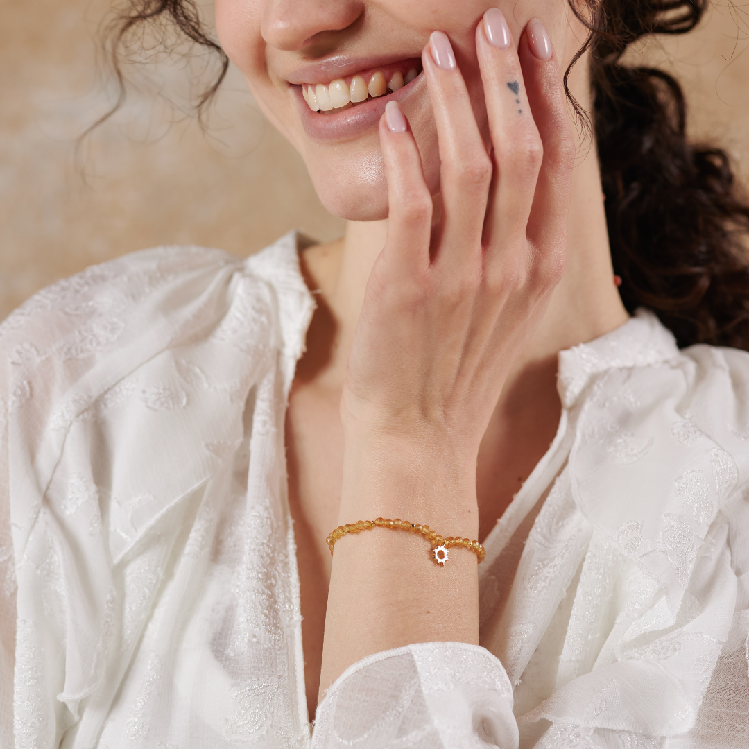 "Walking on Sunshine" Armband Golden