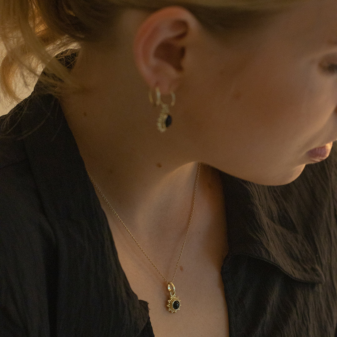 Indische Sonne Onyx Charm Golden - Spirit of Liebs