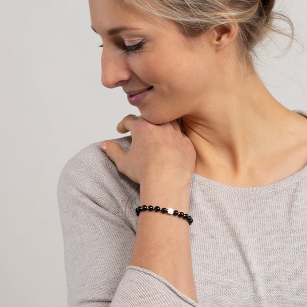 Bold Onyx Armband