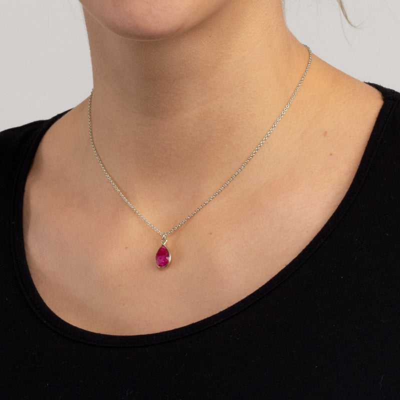 SOL Drops Rubin Charm Silber